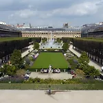 Luxury Apartment Paris Louvre