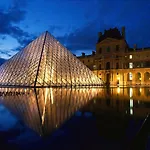 Luxury Apartment Paris Louvre